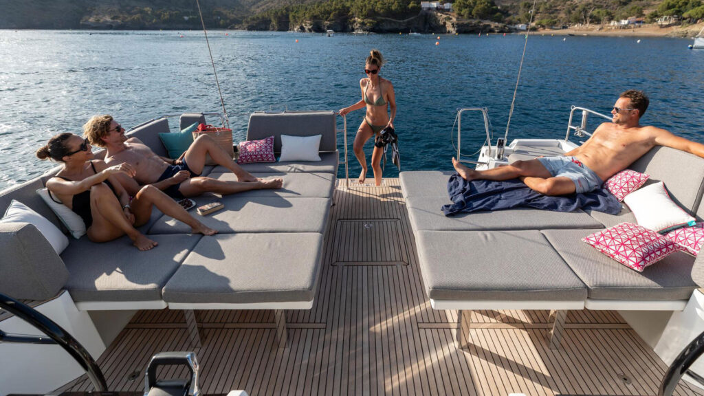 jeanneau 55 exterior 8bc57e83fad60eee1ef7454fba3503b6