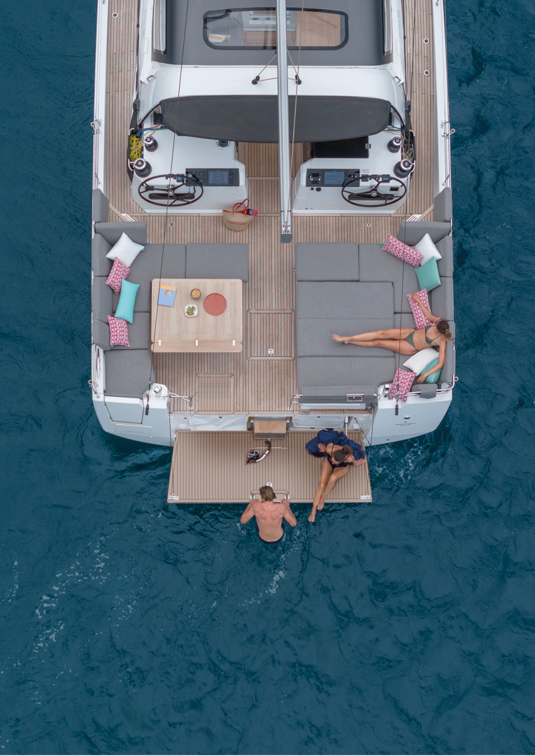 jeanneau yacht dealer