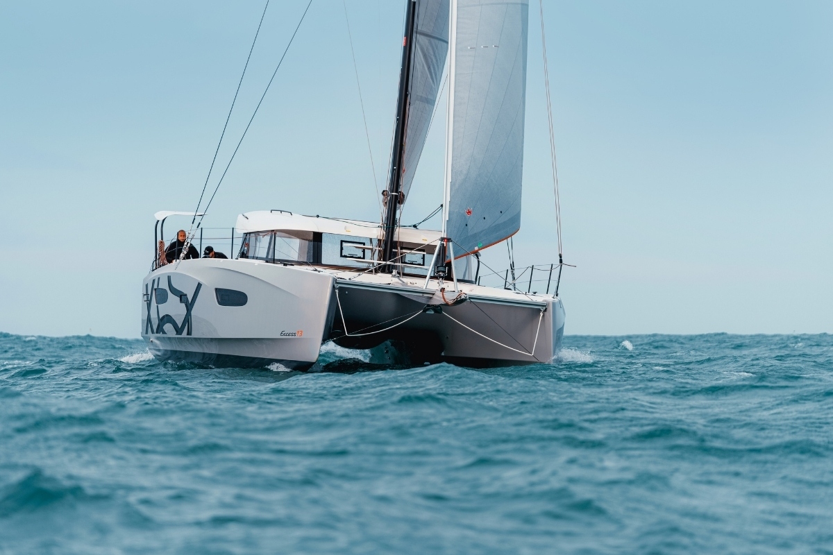 luxury-catamaran luxury catamaran