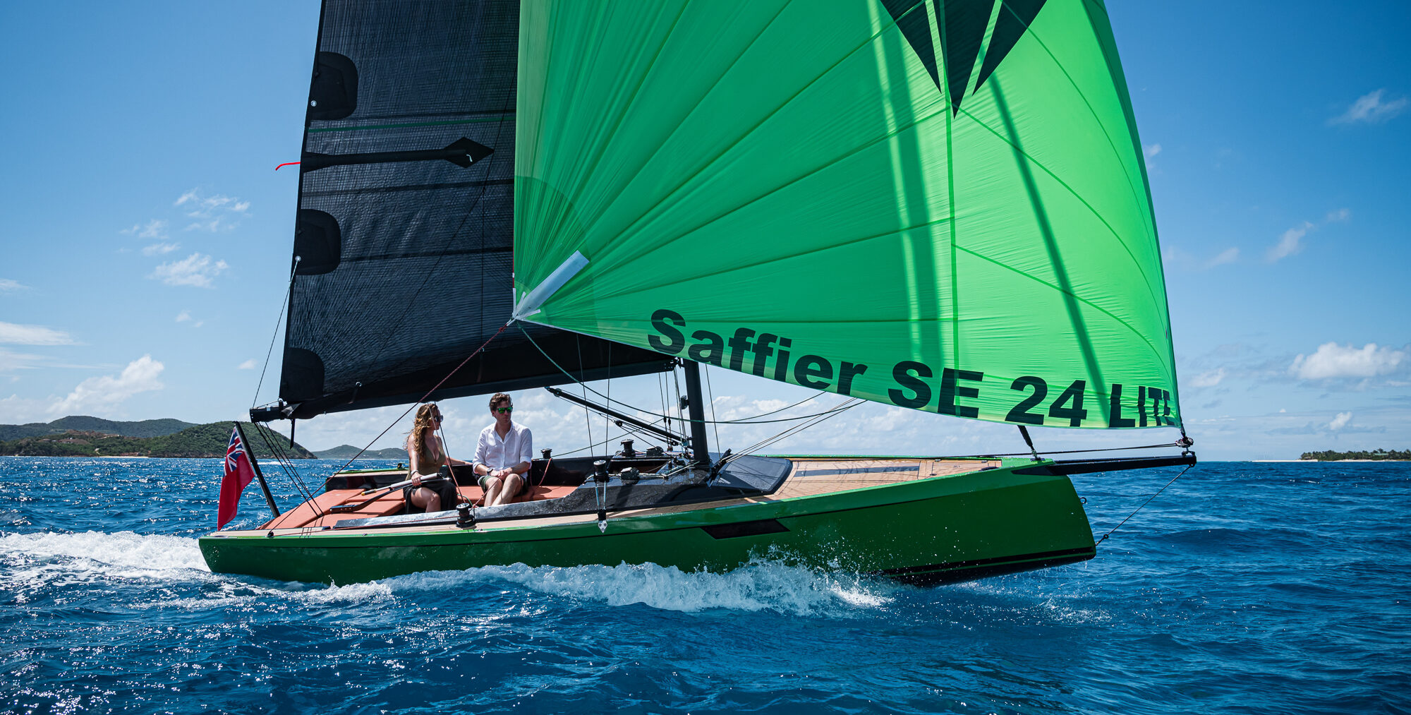 Saffier SE 24 Lite withe green body and sail
