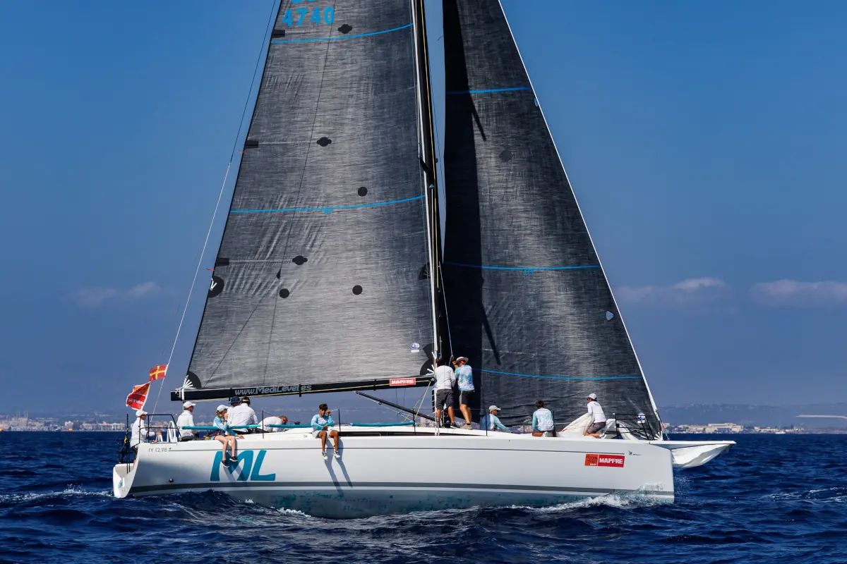 Italia Yachts 12.98 Fuoriserie "ML"