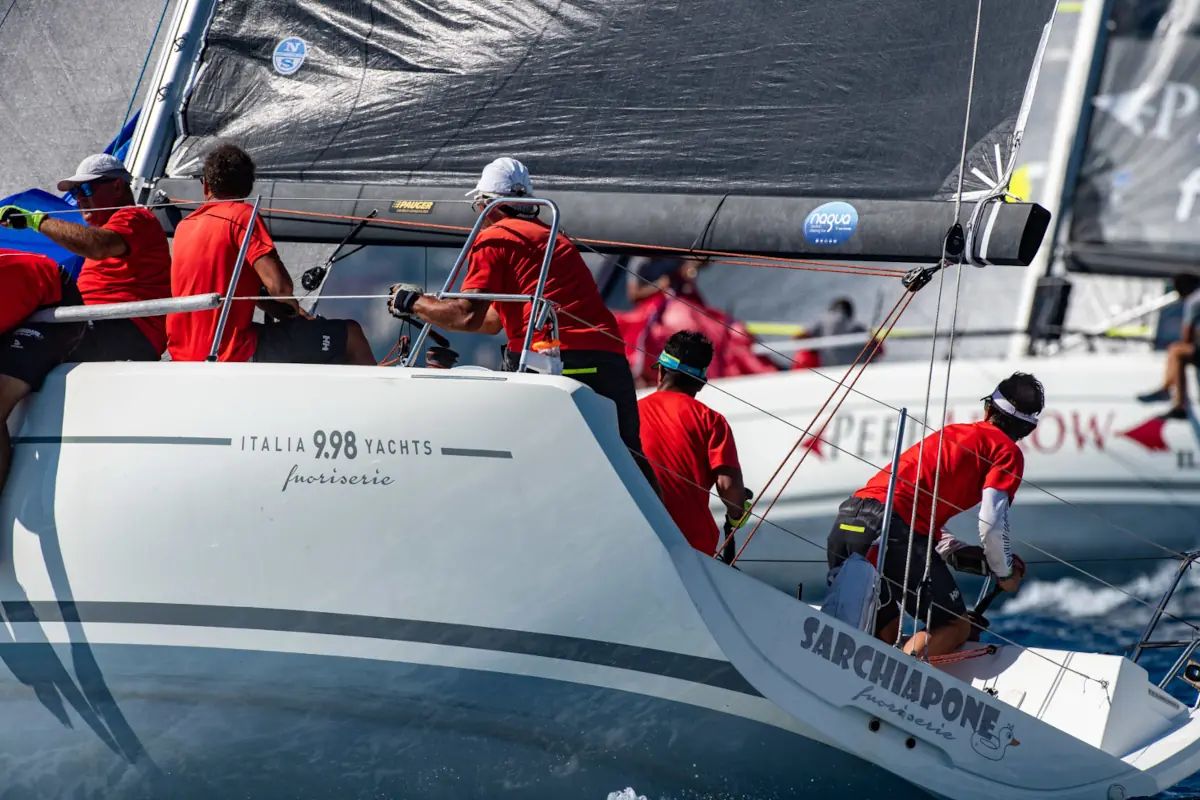 Italia Yachts 9.98 Fuoriserie "Sarchiapone"