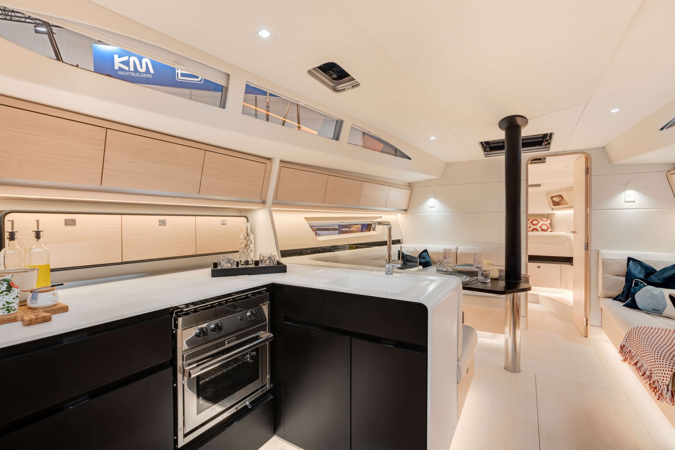 Saffier SL 46 MED Official interior images 3