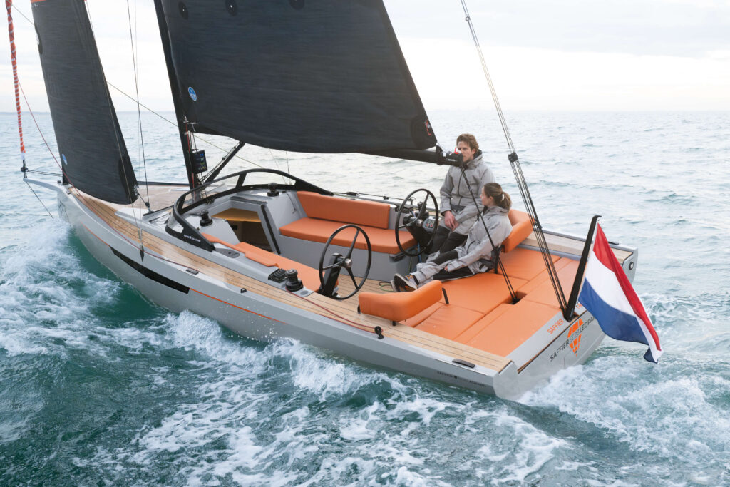 Two people aboard the Saffier SE 28 Leopard