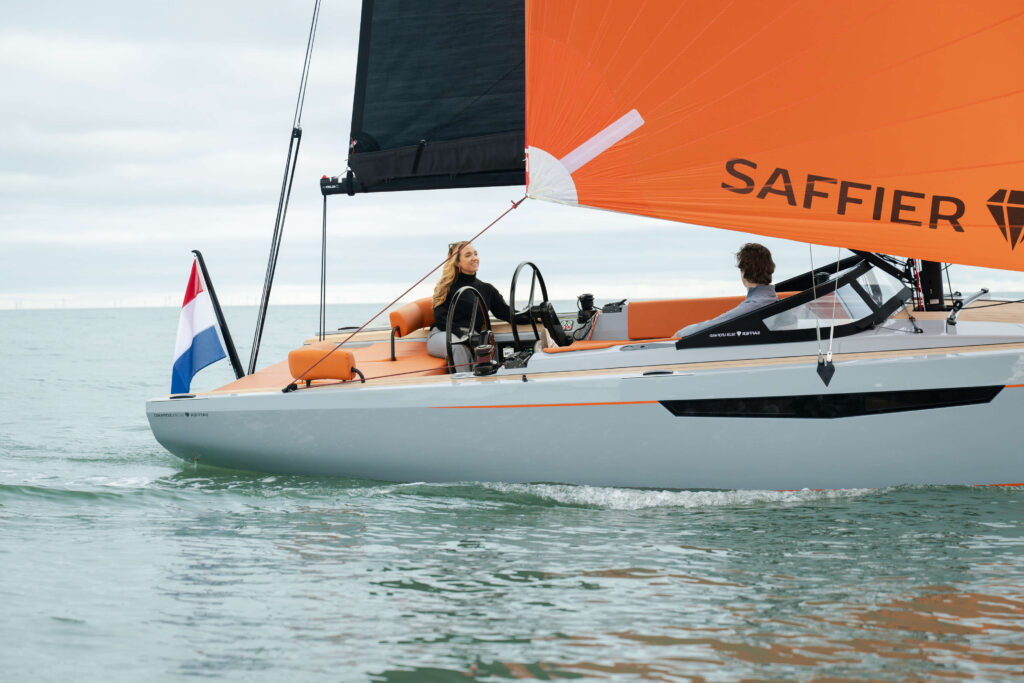 Saffier SE 28 Leopard sailing yacht daysailer exterior i 015
